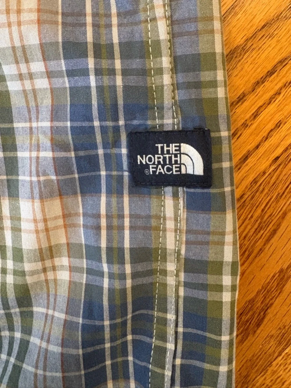 The North Face Green, Blue & Tan Plaid Casual Button-Down Shirt, size Large